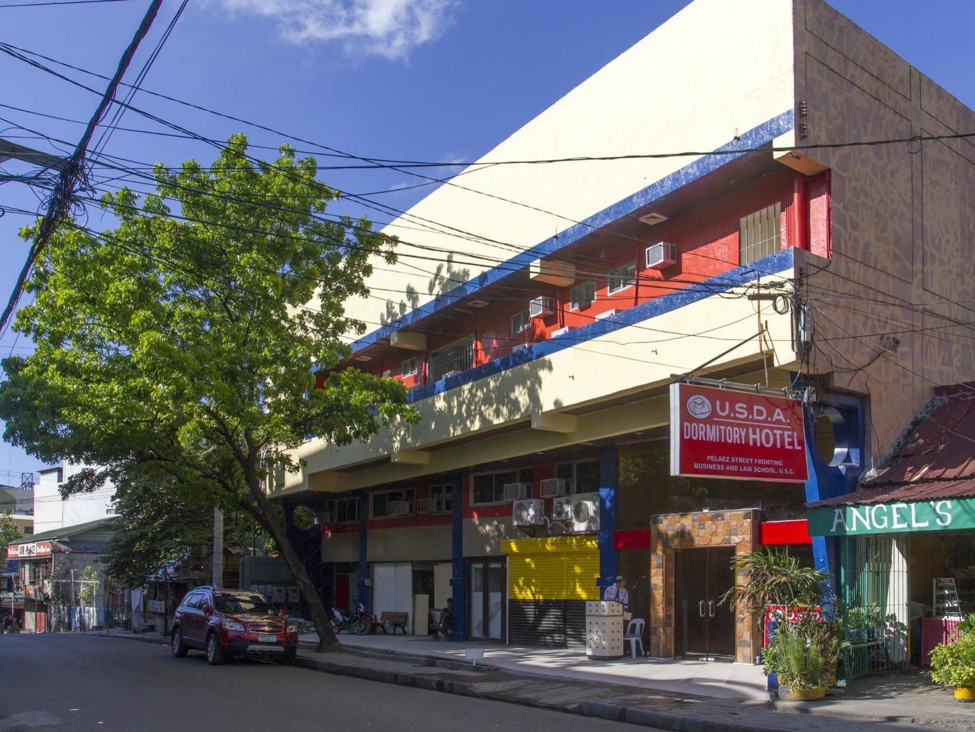 Usda Dormitory Hotel Cebu Exteriör bild